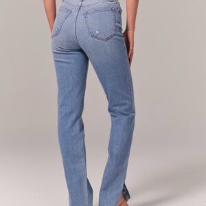 Abercrombie Ultra high rise 90s Straight Jean